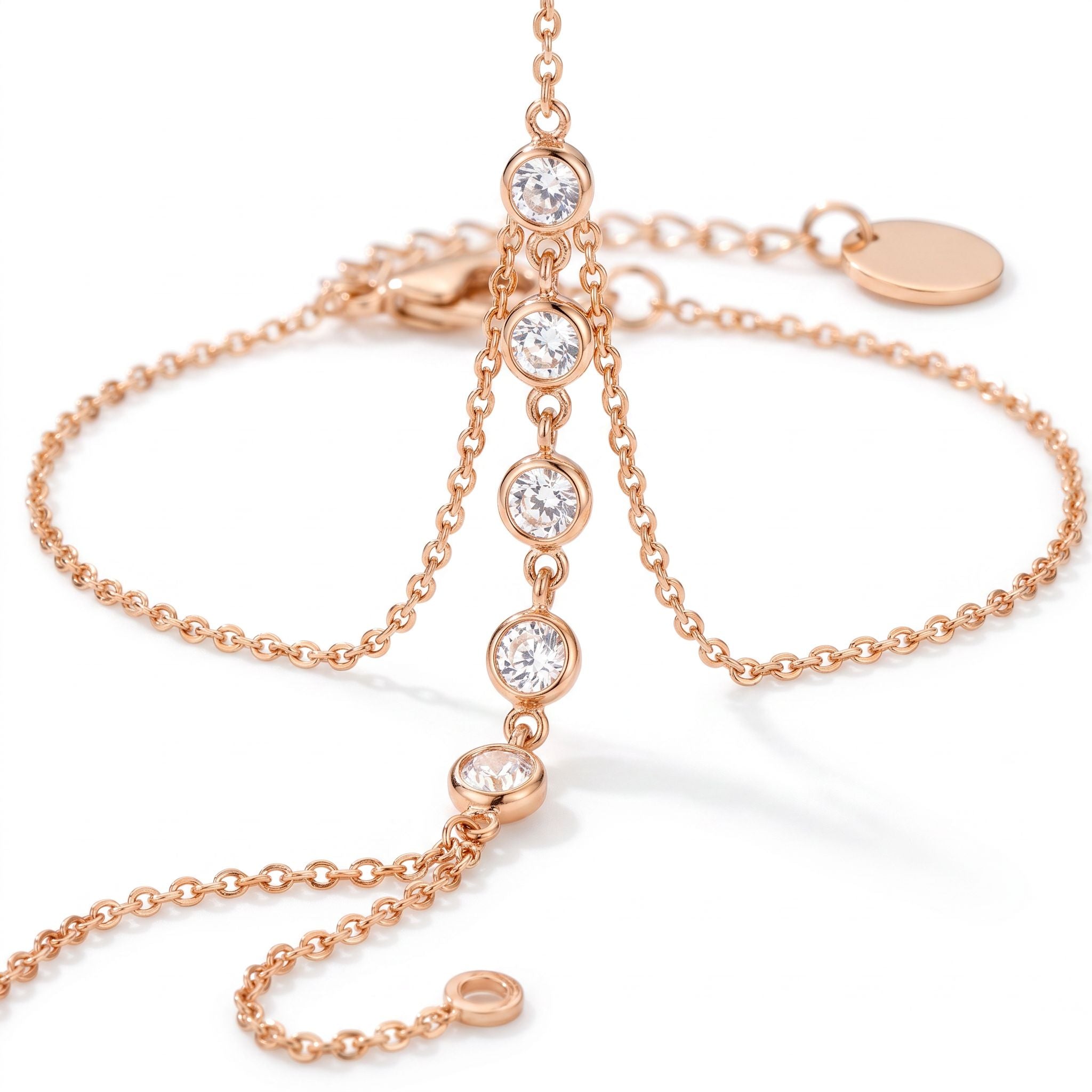 Étincelle Rose Gold Hand Chain - macro detail