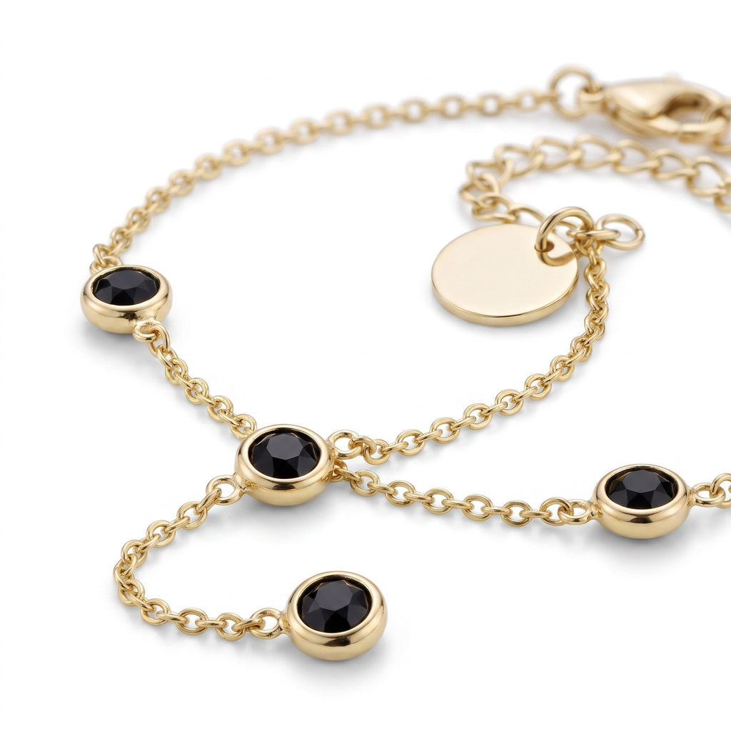 Rivière Onyx Hand Chain - macro detail