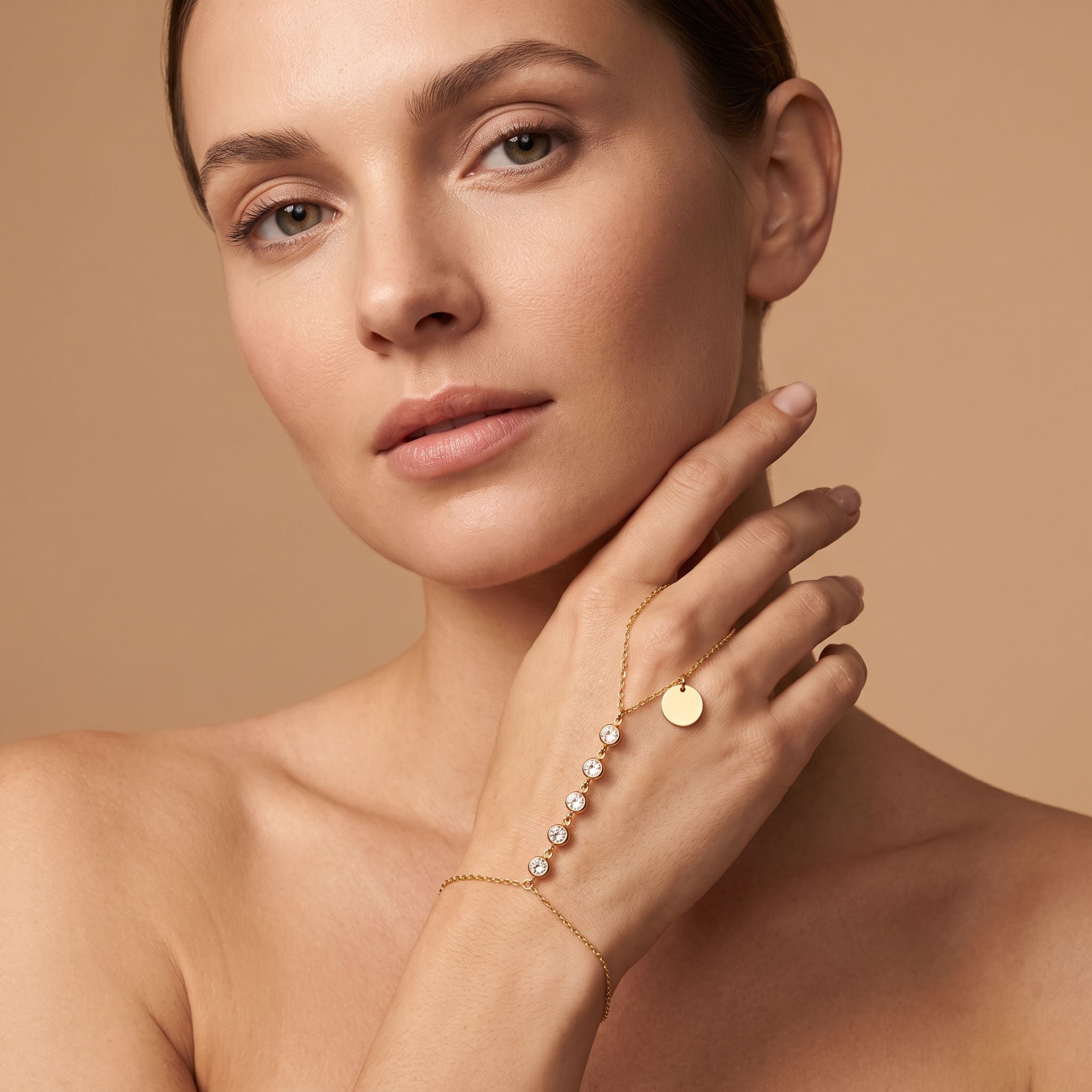 Étincelle Gold Hand Chain - worn, editorial