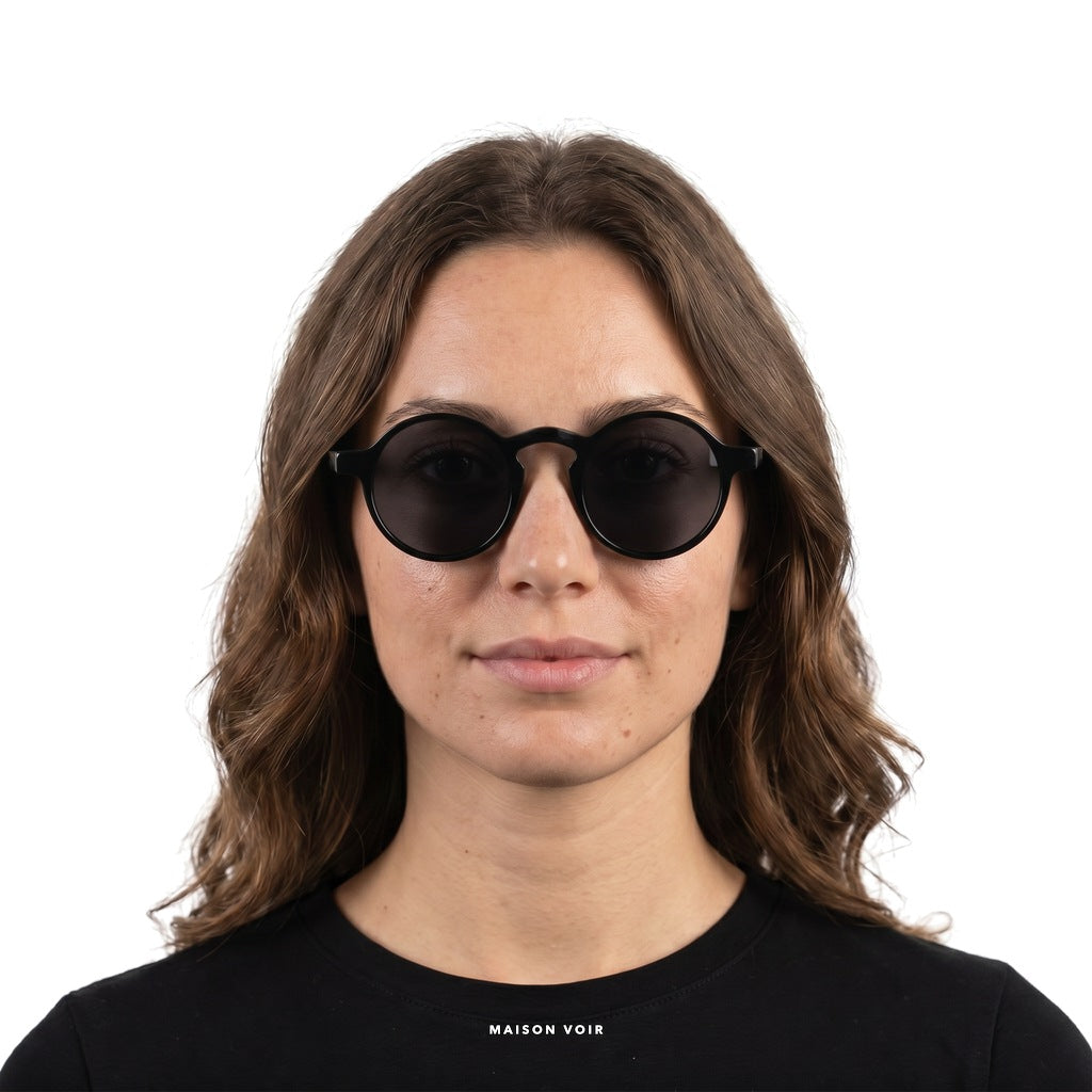 Maggiore - Black with Black Lenses - model female