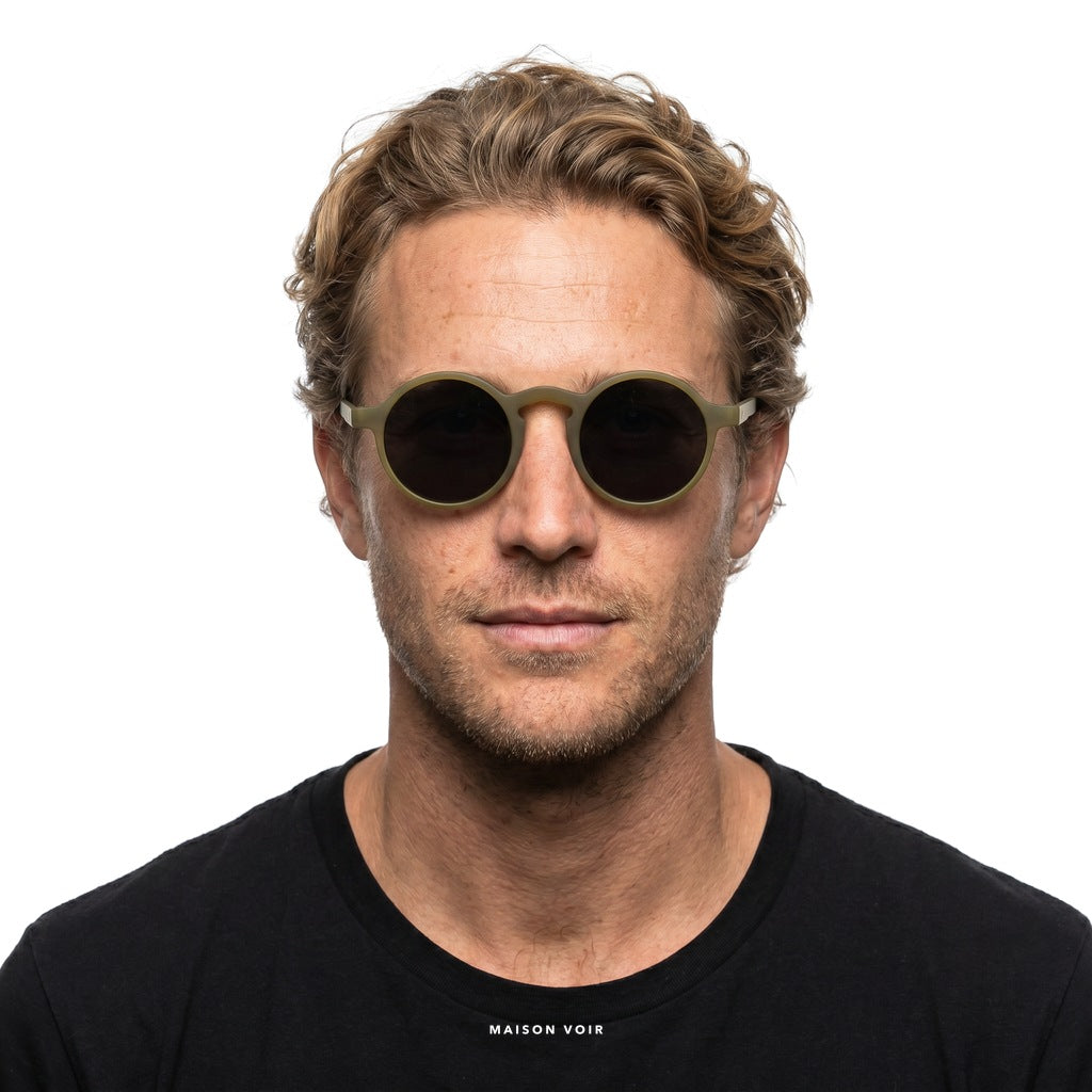 Maggiore - Green with Black Lenses - model male