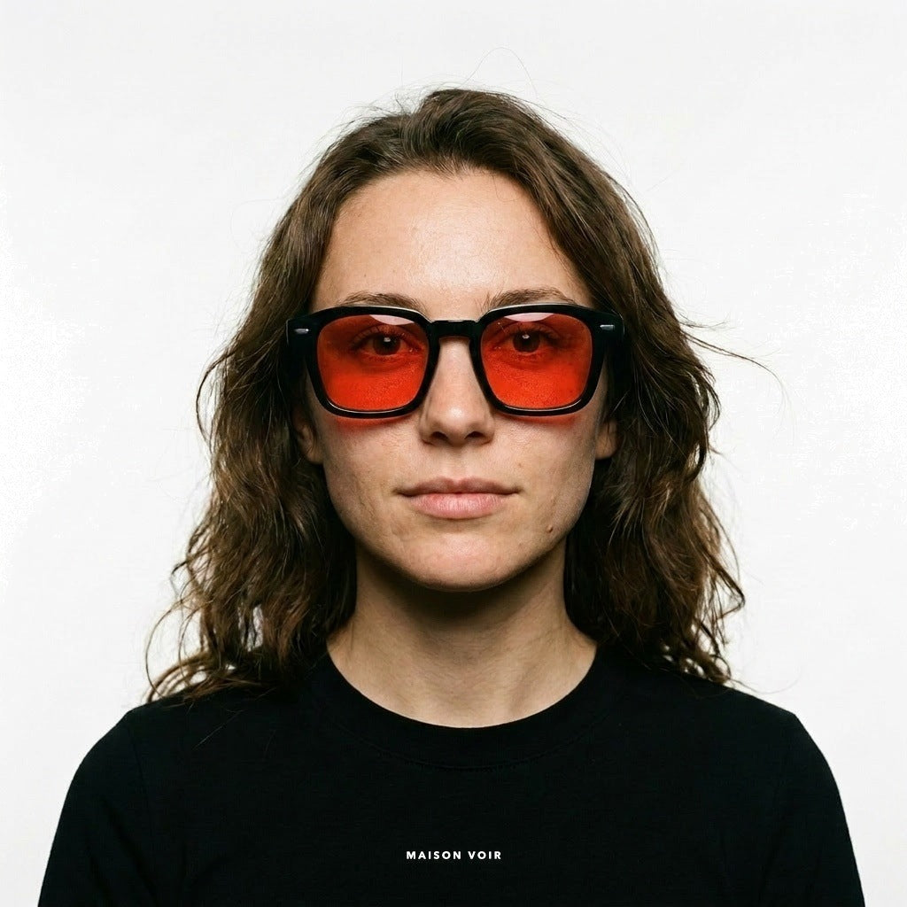New York - Black with Red Lenses - model female