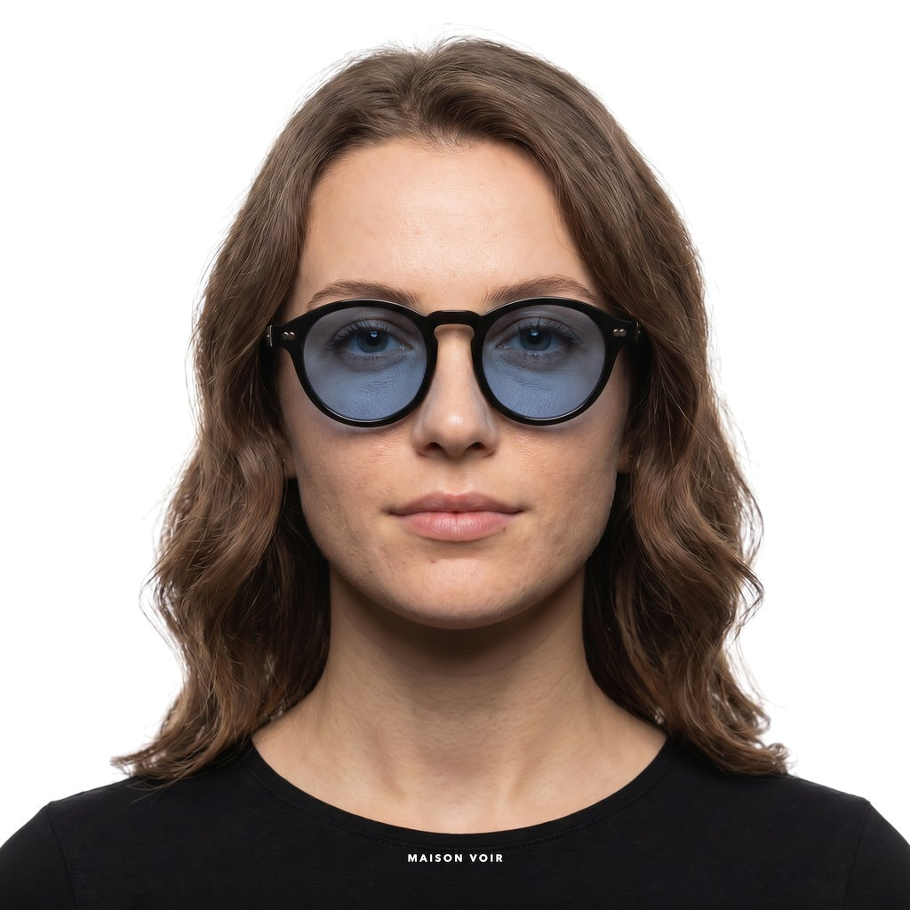 Saint-Tropez - Black with Blue Lenses - model female