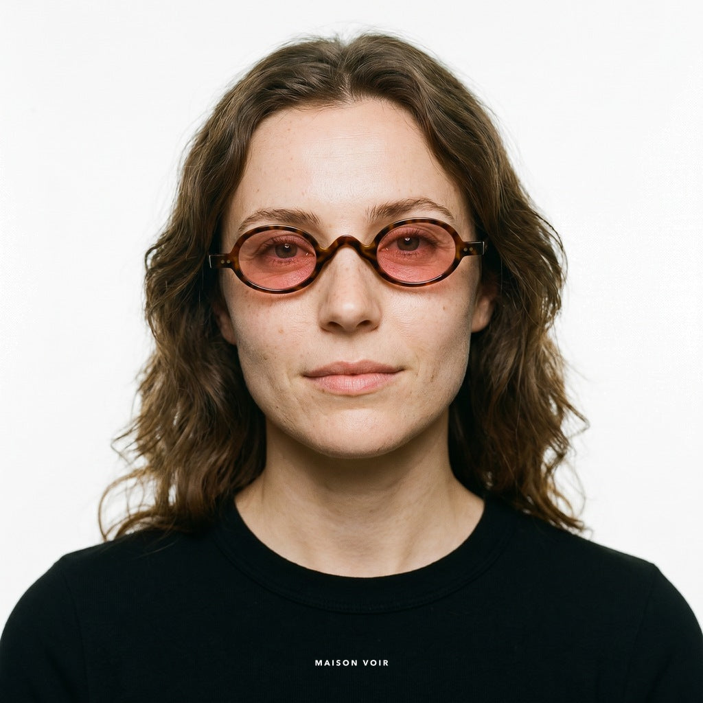 Tokyo - Leopard with Pink Lenses - model female
