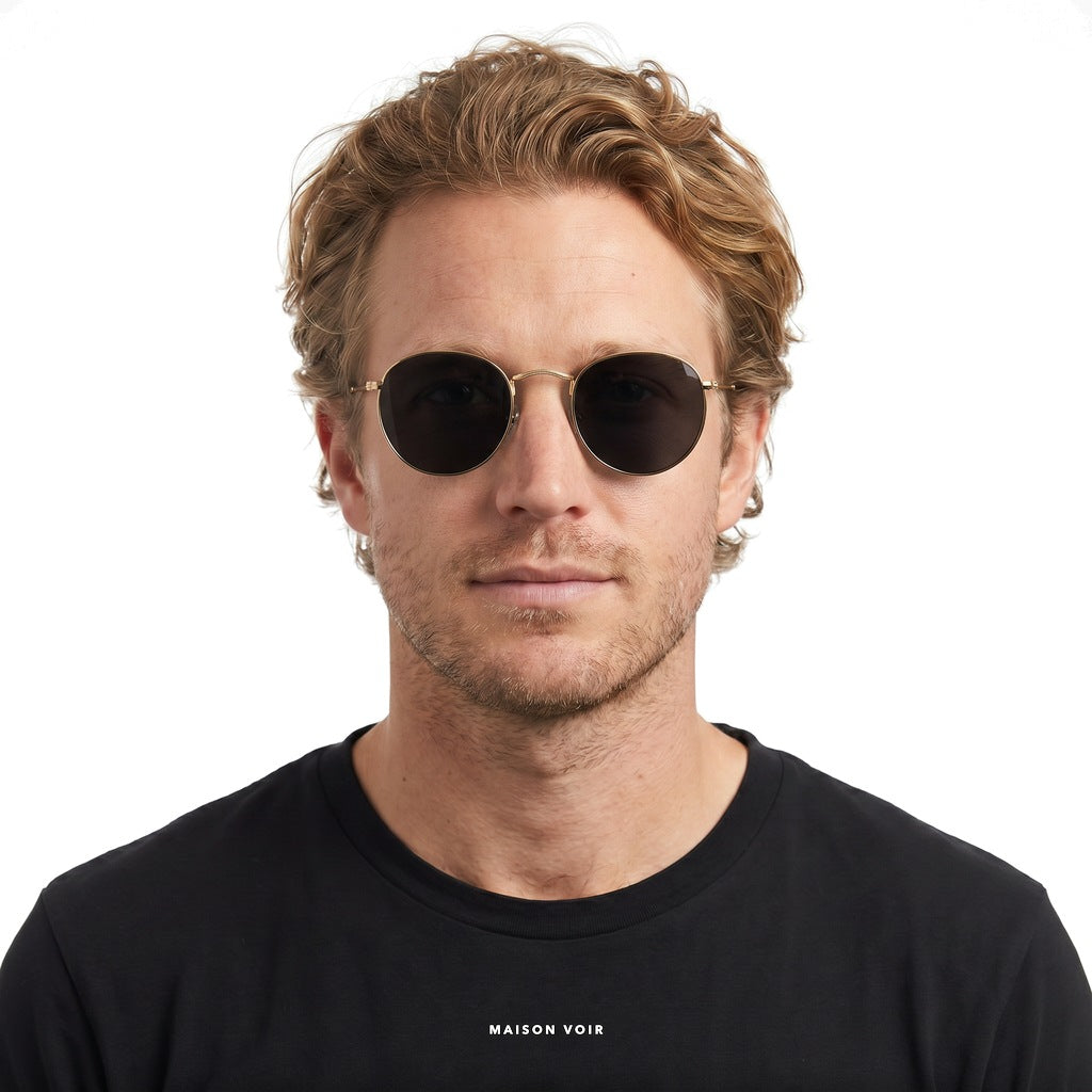 Verona - Gold with Black Lenses - model male