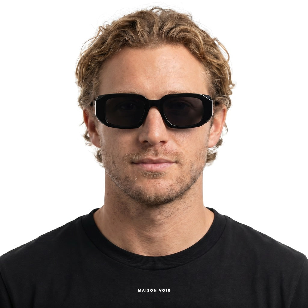 Vienna - Black with Black Lenses - model male