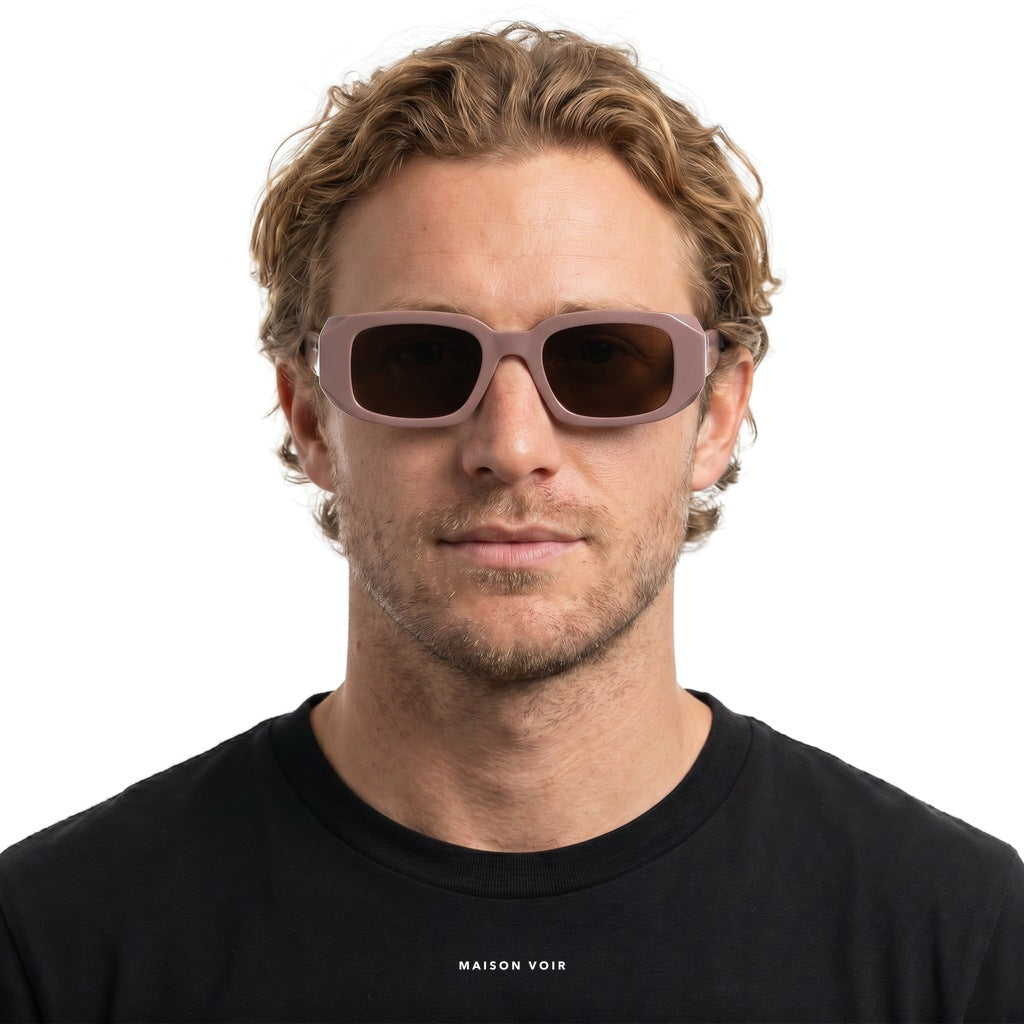 Vienna - Brown with Brown Lenses - model male
