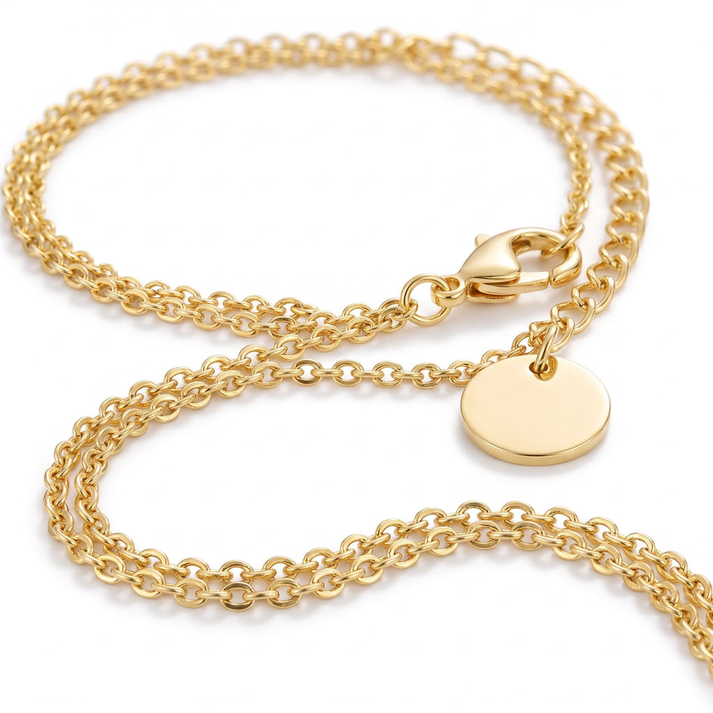 Lumière Gold Hand Chain - macro detail