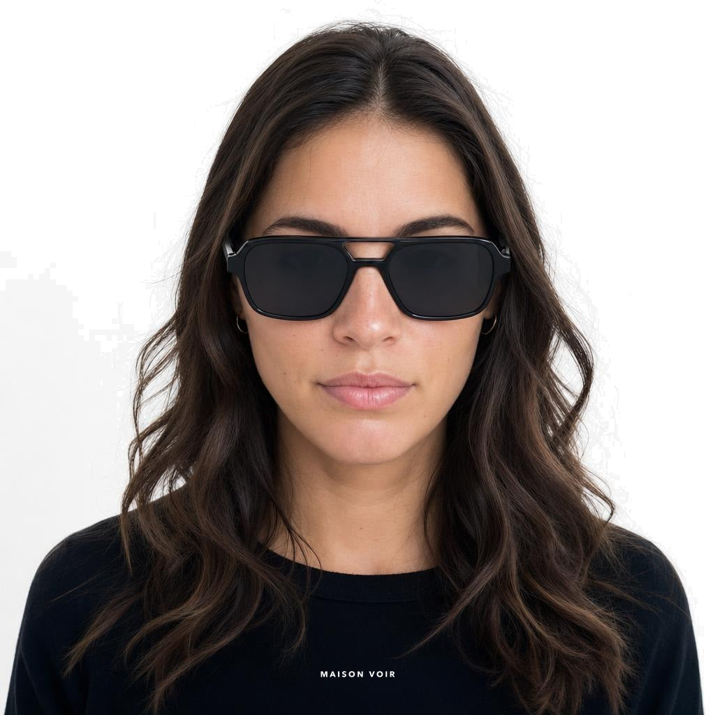 Capri - model female