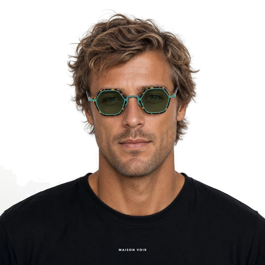 Nice - model male