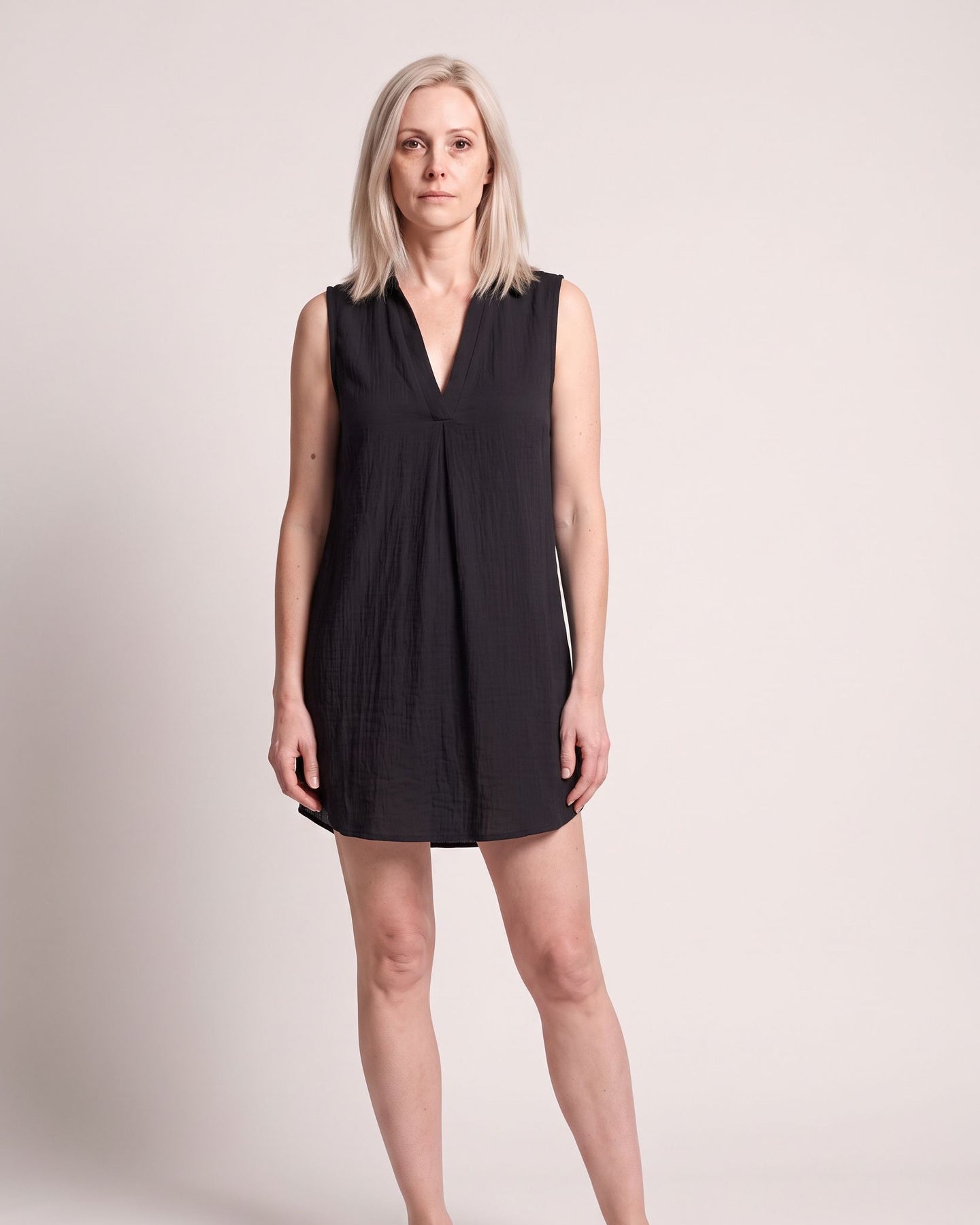 The Otranto Cover-Up - [Black] - front
